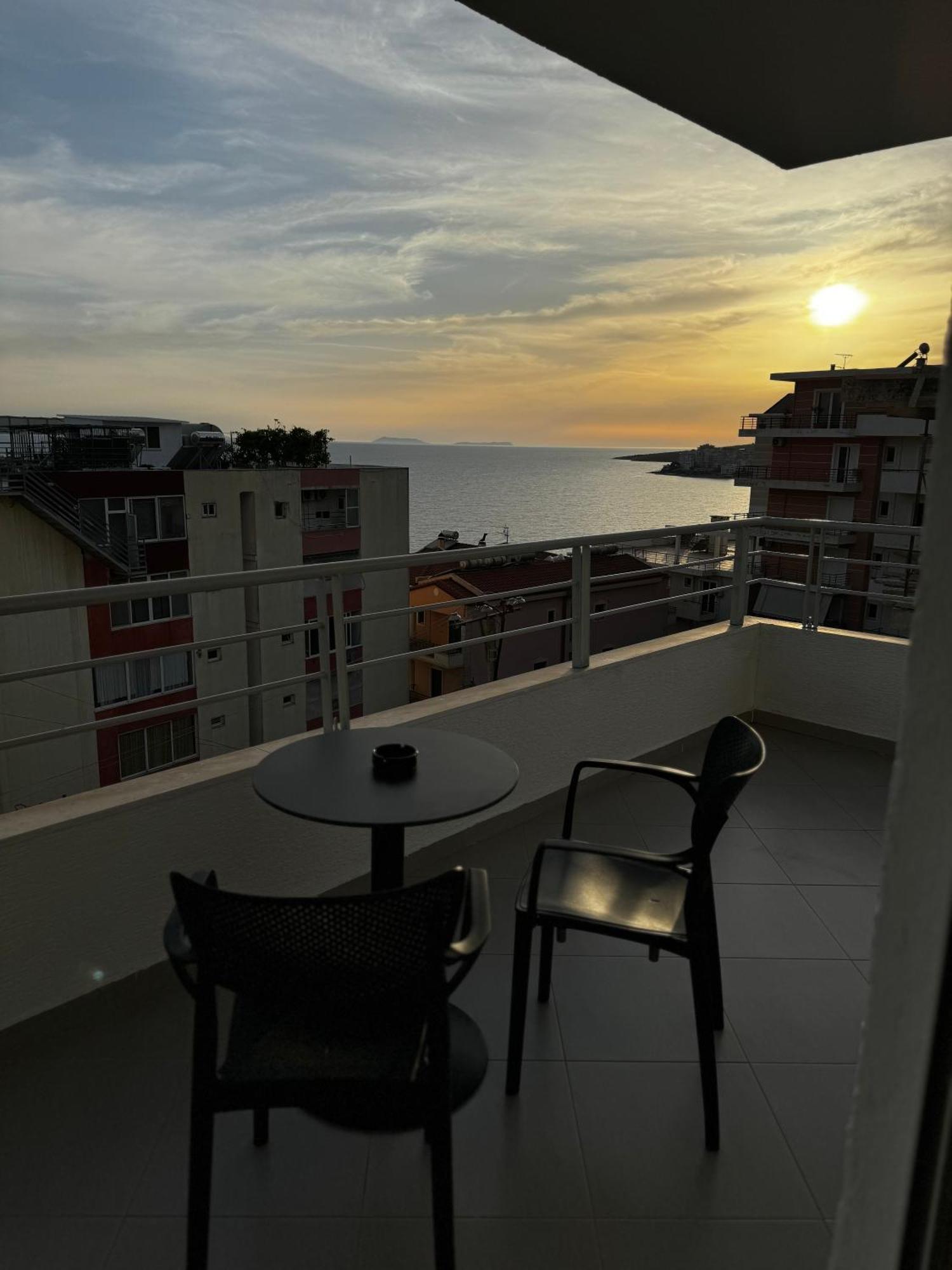 Ideal Holiday Apartments ساراندا المظهر الخارجي الصورة