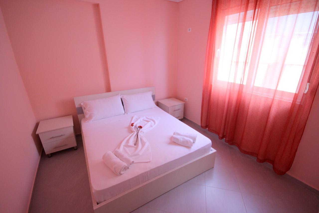 Ideal Holiday Apartments ساراندا المظهر الخارجي الصورة
