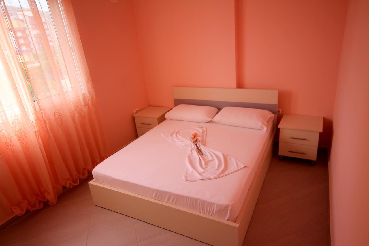 Ideal Holiday Apartments ساراندا المظهر الخارجي الصورة